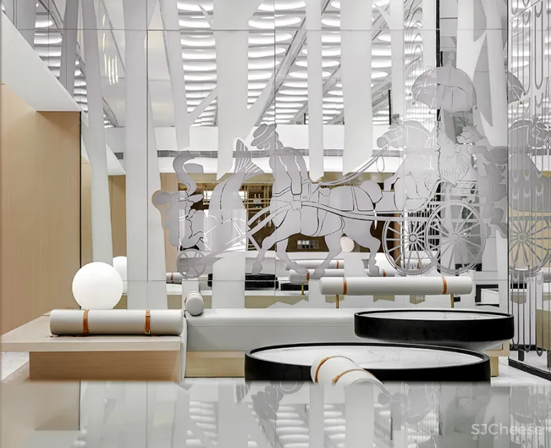 刘万彬 • 云游|云升月起,倦鸟归,梦境生