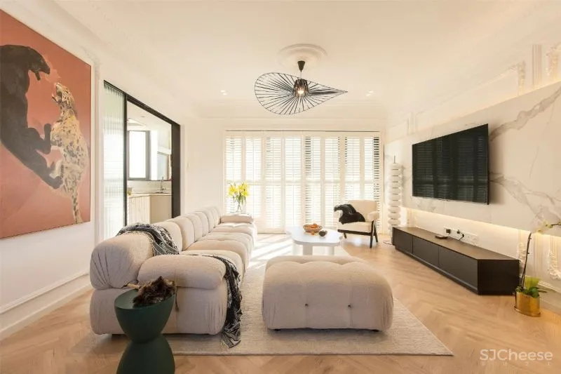 深圳夫妇买下143㎡,两户型打通 厨房合并,勾勒优雅“法式风情”!