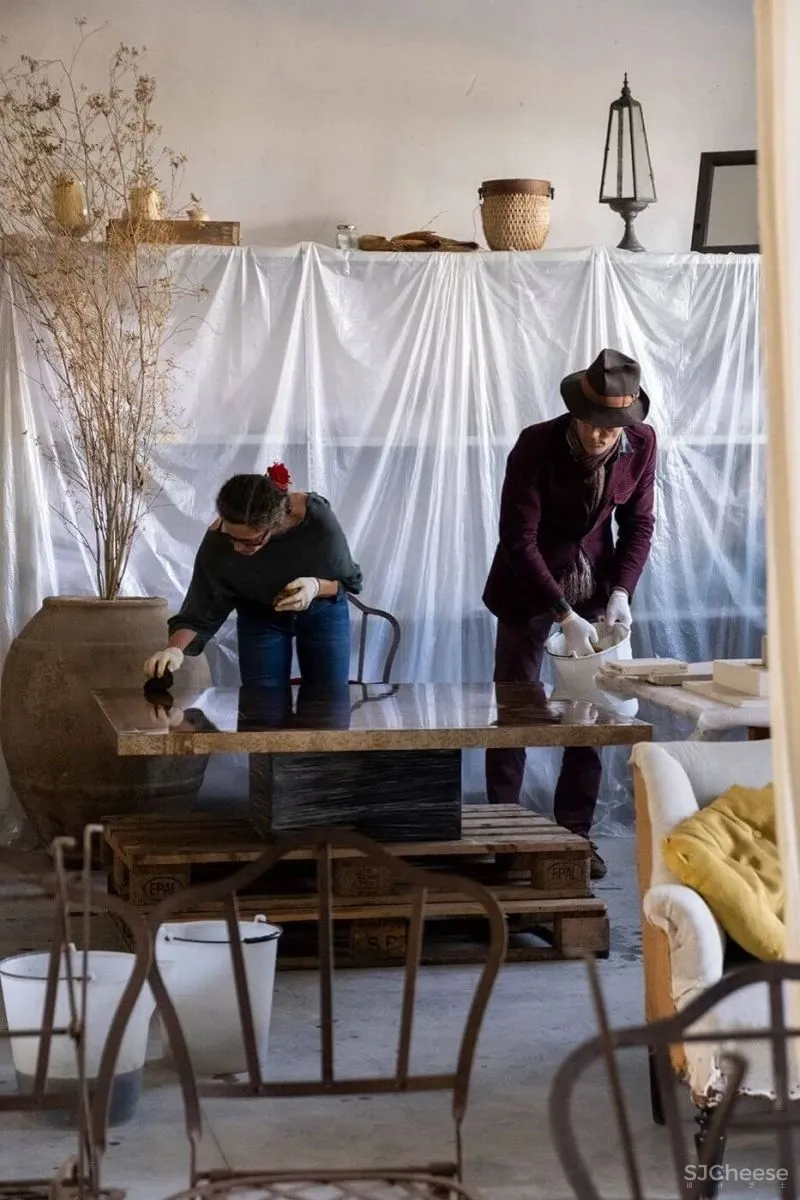 意大利千年古堡改造的酒店,1500万平米仅36间房,现代与古典的极限混搭!