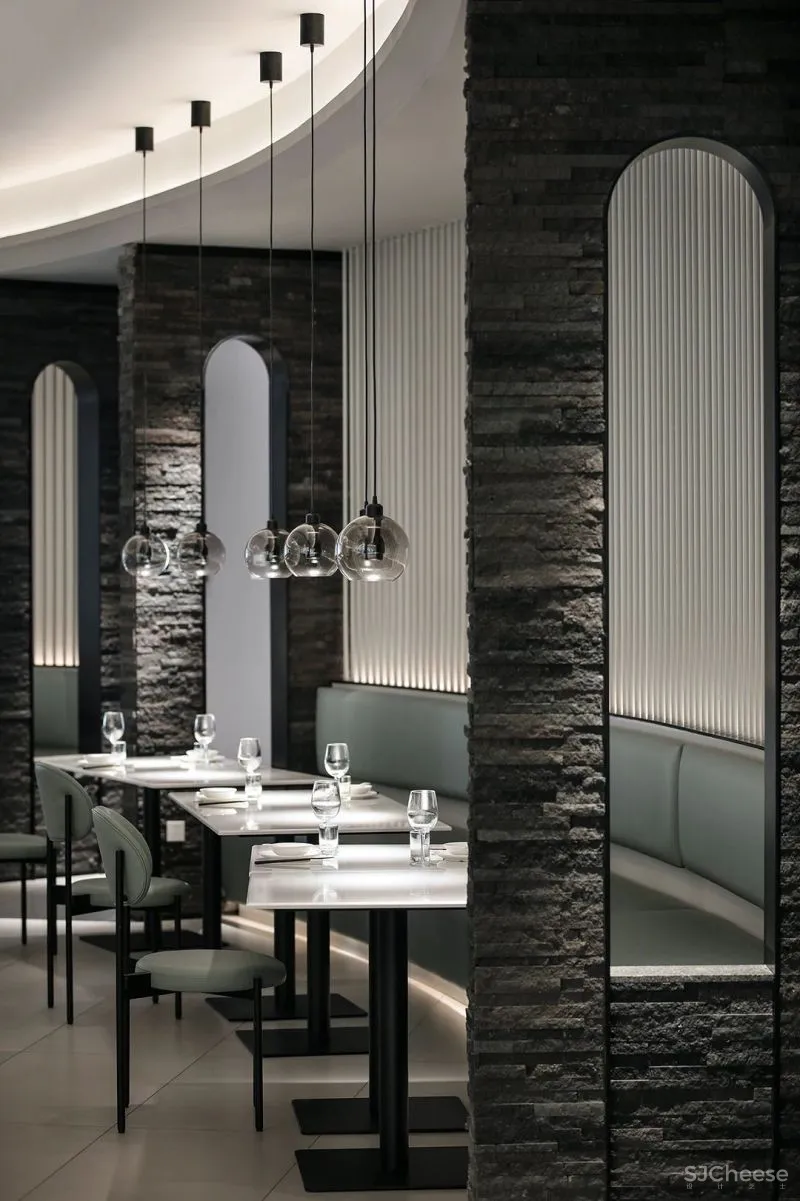 马艾洋 不一样的川菜馆,满满的极简与时尚