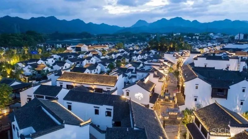 独家首发!江浙沪超野奢摩洛哥风情民宿,面朝湖泊坐拥田园,开业就吸引爆火综艺来录制!