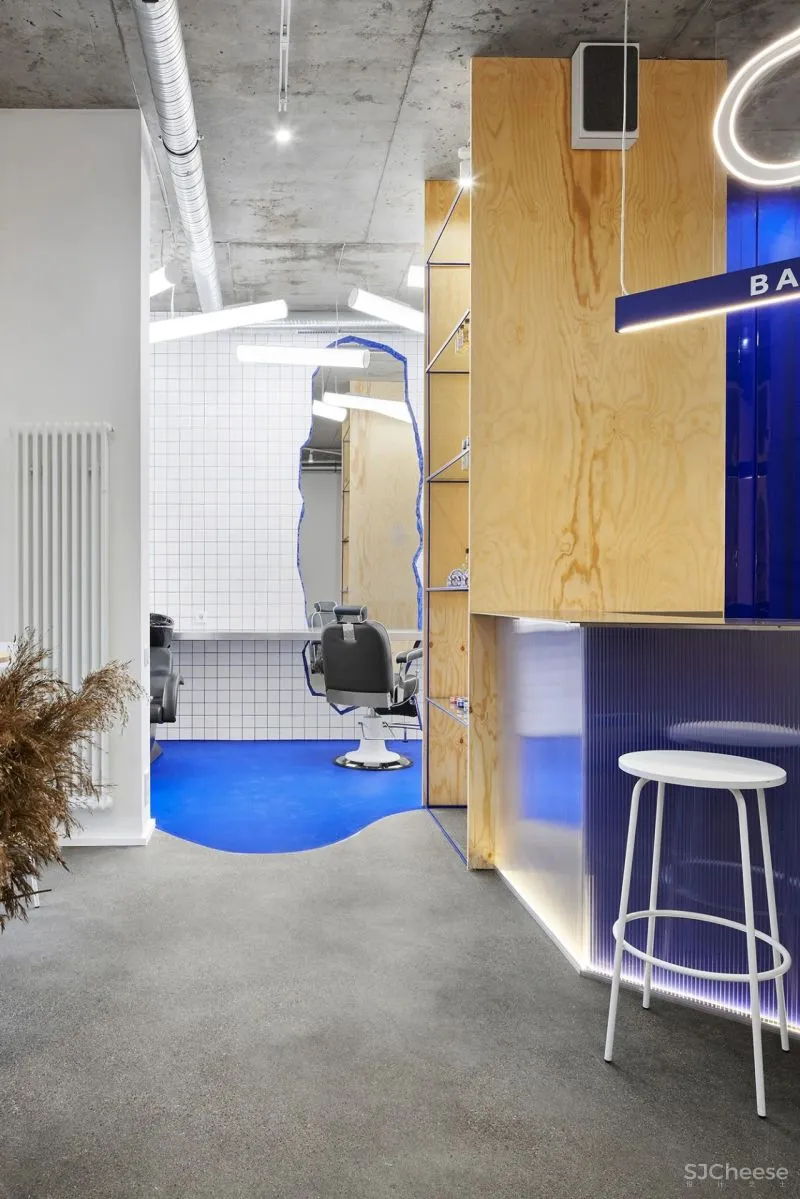 Barbershop OWN不同的视角现代理发店