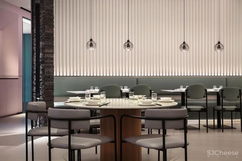 马艾洋 不一样的川菜馆,满满的极简与时尚