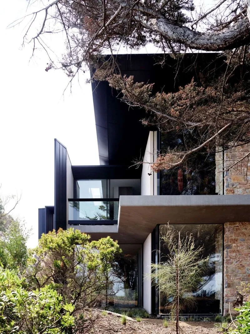 Rob Mills新作,兼具质朴与奢华的海边豪宅设计