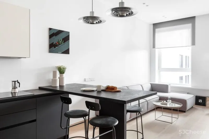 这个看似素雅平淡空间,其实隐藏了一颗躁动不安的心