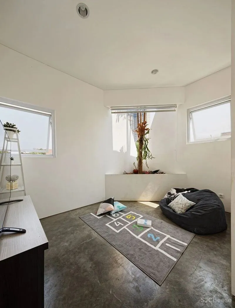 印度尼西亚，雅加达，“双胞胎”住宅 DELUTION