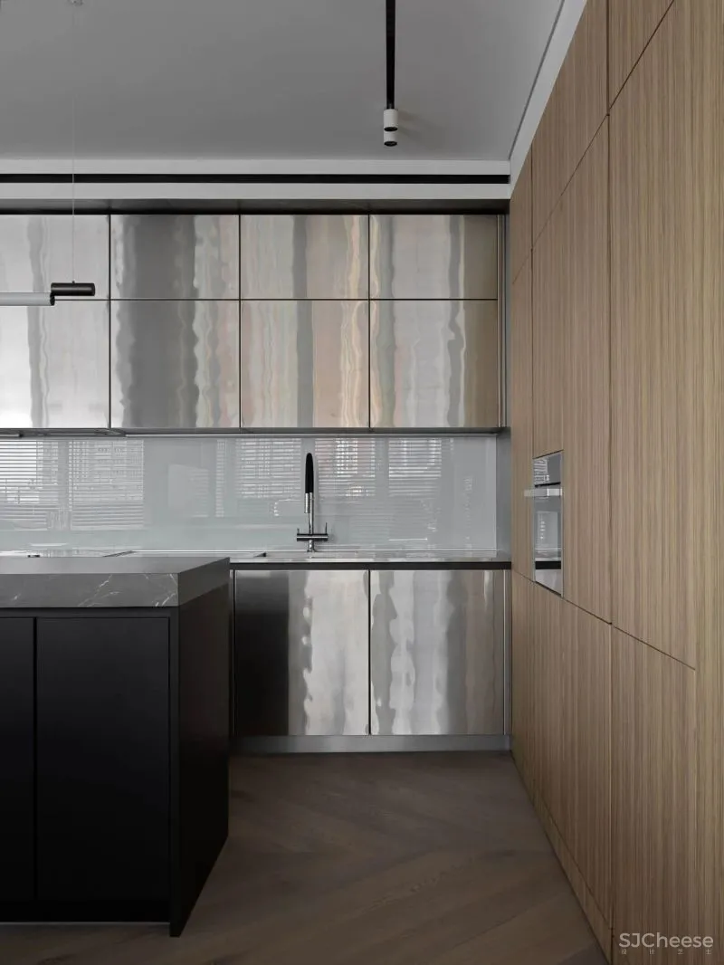 338m²顶层复式,艺术豪宅!