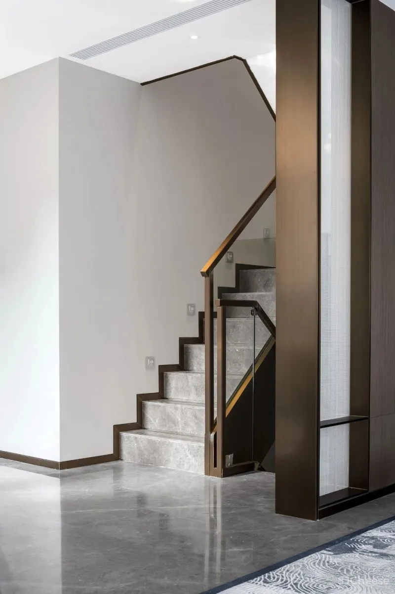 恰到好处的境调:一种态度,两种轻奢 上海岳蒙