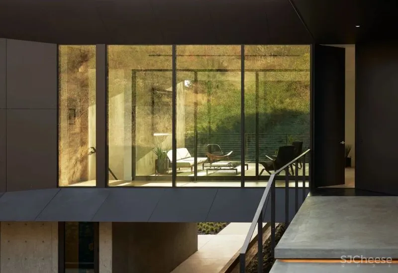 390㎡豪宅 ，狂拿了11个国际设计奖