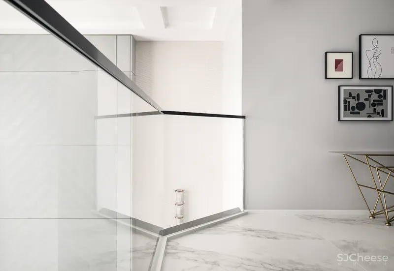 余颢凌：650㎡私人别墅，空间之境，与自然为邻！