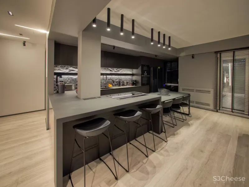 这是一个大胆的设计,因为热爱大自然,就将岩石直接搬回家?!