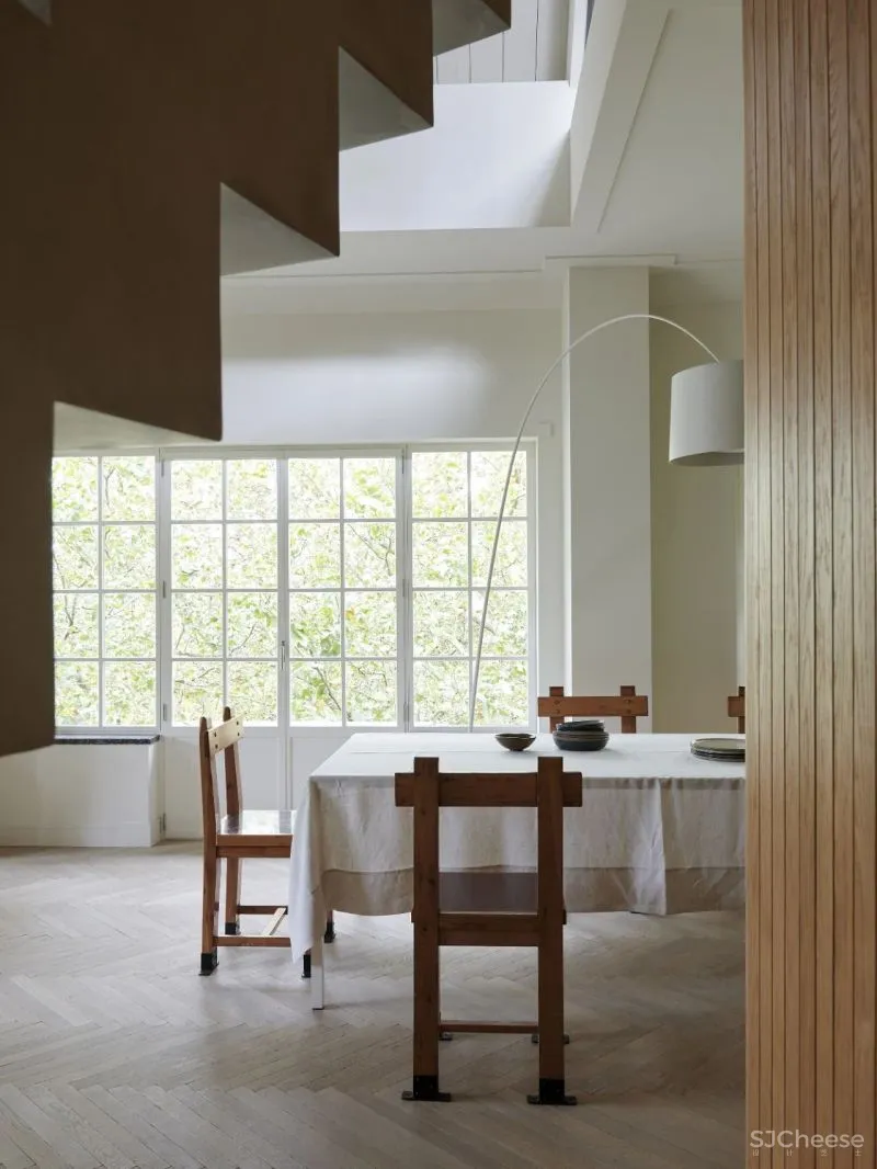 Framework Studio 精致的历史感