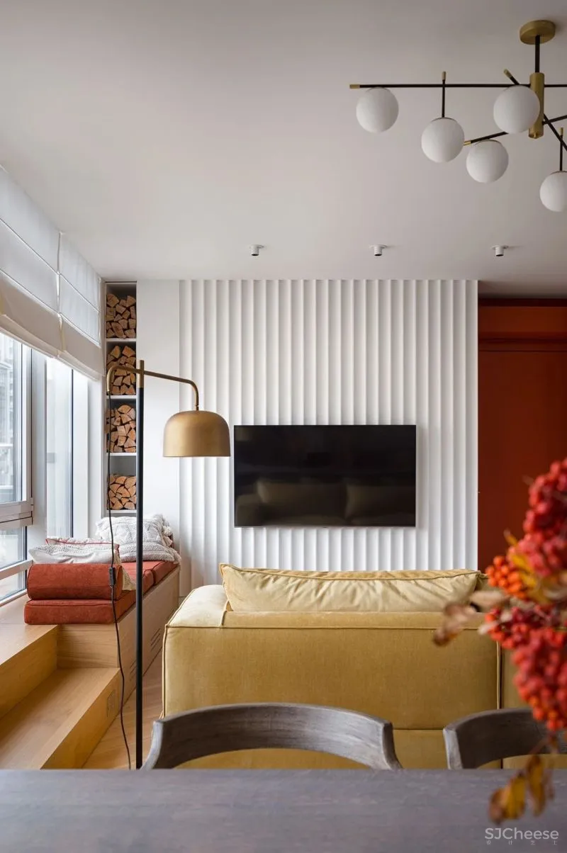 大户型下的浓郁枫叶红,留存满室的明朗光泽!