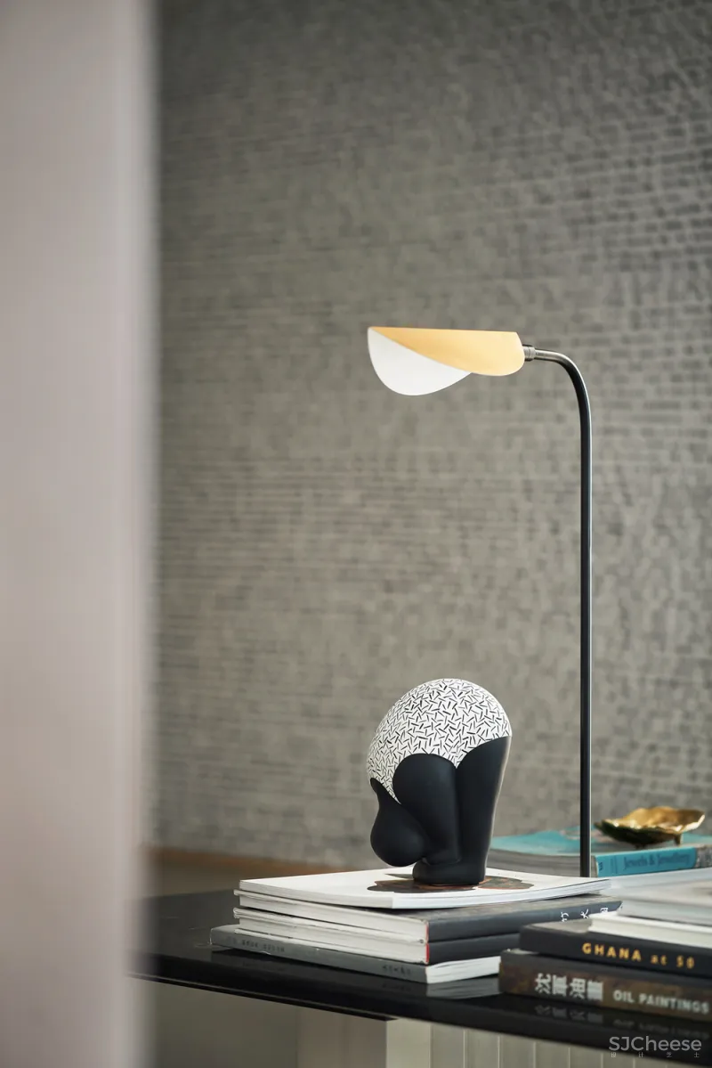 LESTYLE 乐尚设计:254㎡艺术住宅,家的鎏金光影!