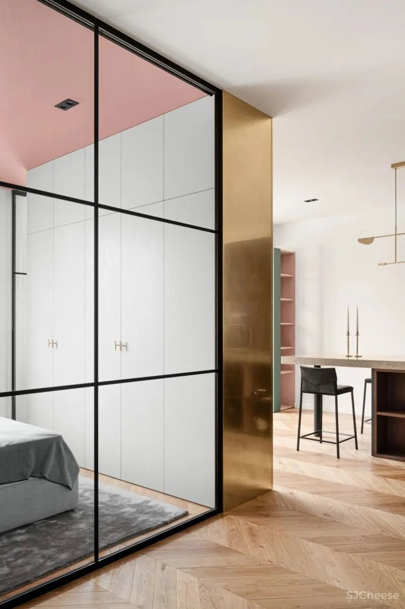 一间62平米的公寓,却有着餐厅般的梦幻美丽,你以为的新鲜感,却是它的日常