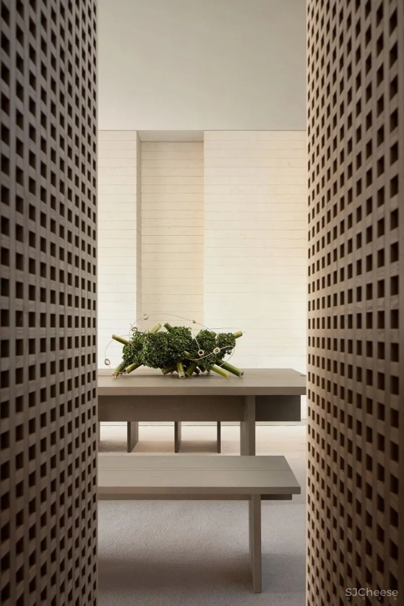 矩陣縱橫新作 温雅时尚 綠城湖畔雲廬 售楼处