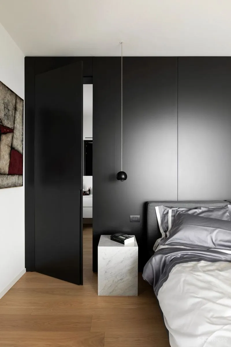 全屋使用黑白装饰,只为了不干扰窗外的景色