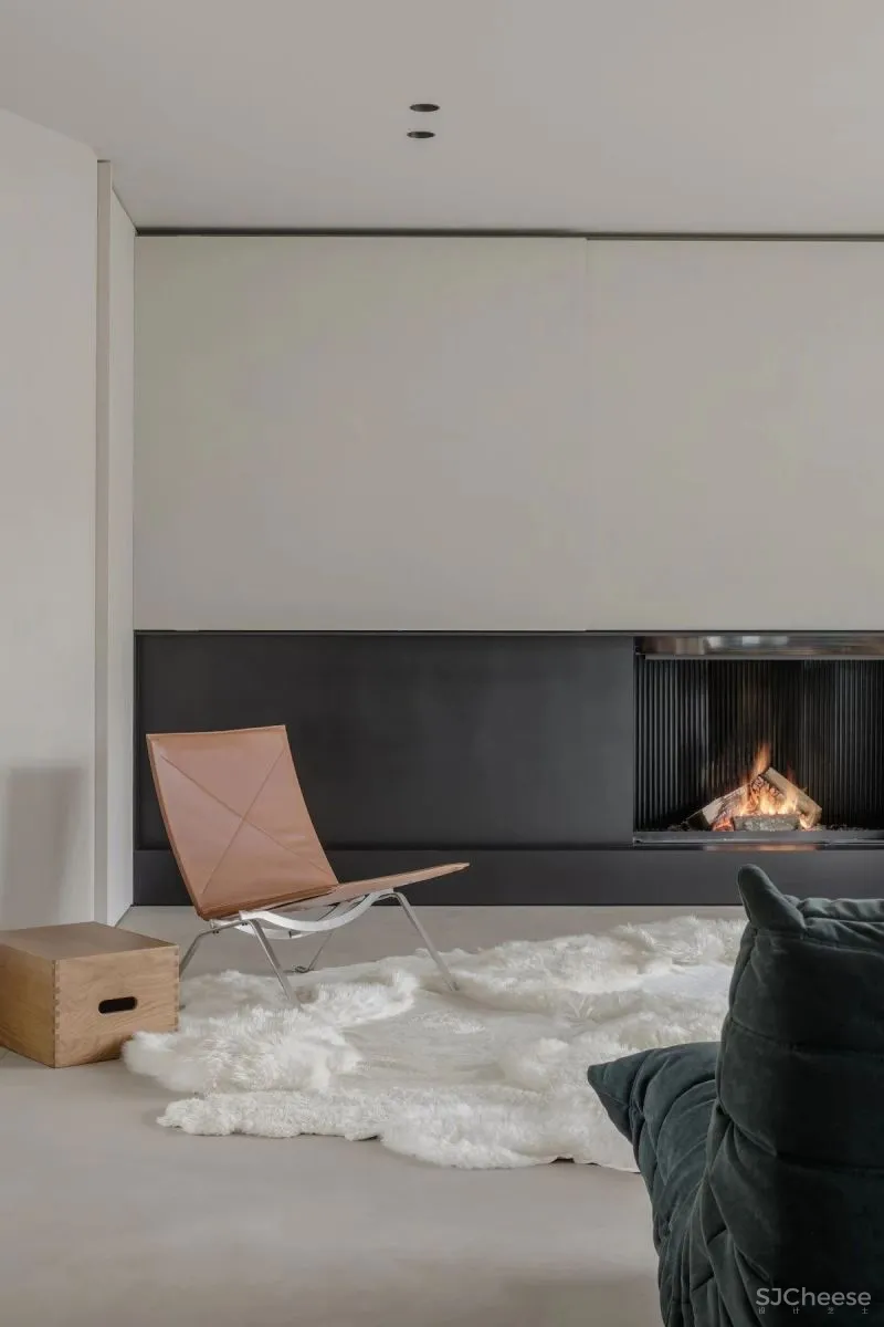 【Pieter Vanrenterghem】微妙的层次与精巧的内饰