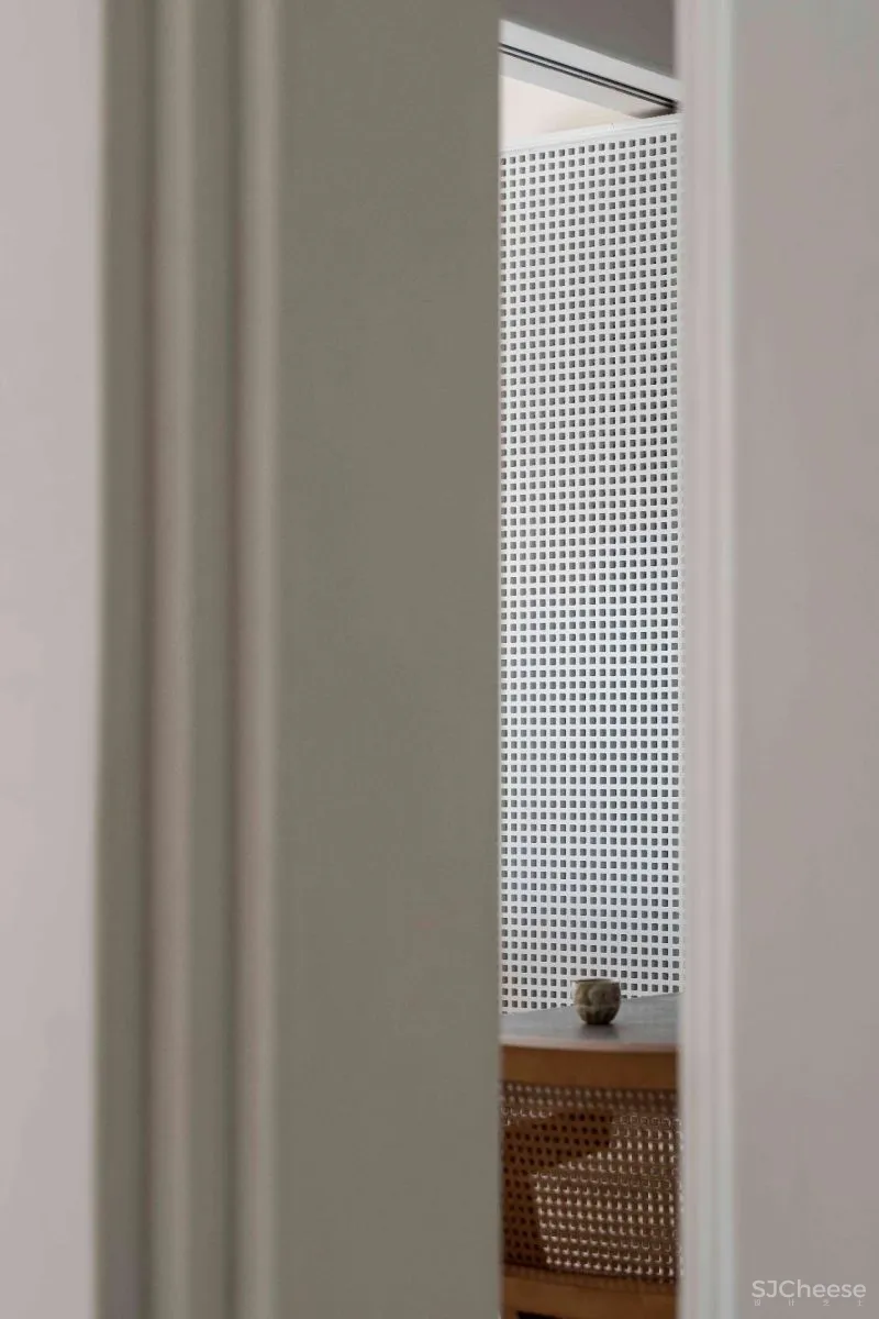 400㎡极简白咖啡馆,重塑建筑几何之美 一野设计