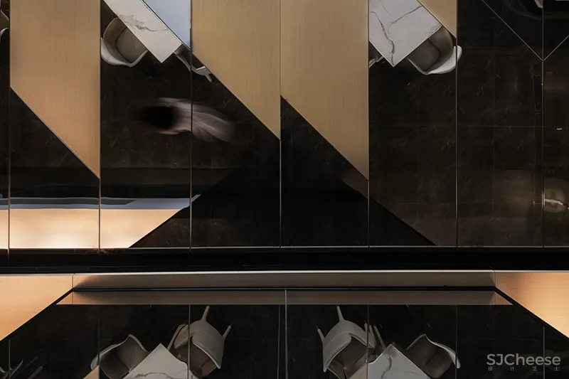 刘万彬 • 云游|云升月起,倦鸟归,梦境生