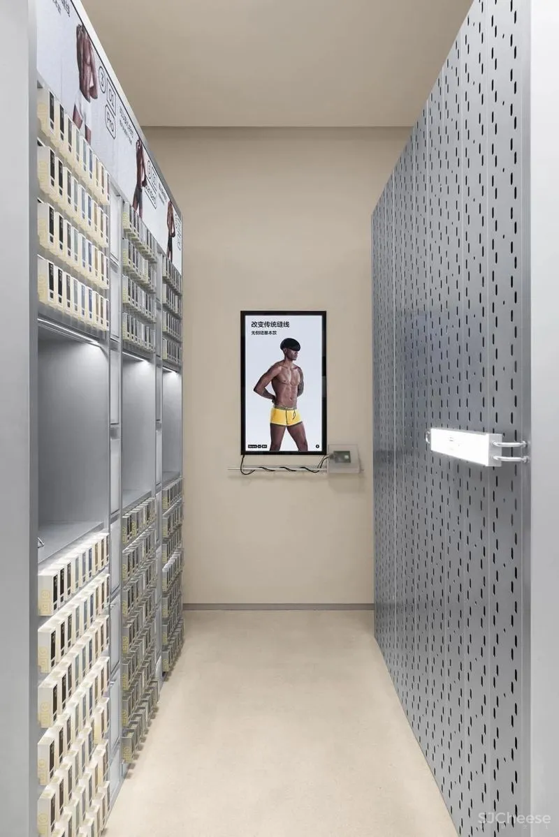 Some Thoughts 李京泽 蕉内深圳概念店,探索机械美学装置的趣味性