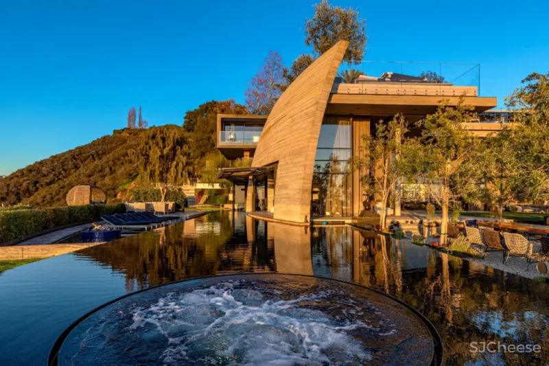 Los Angeles新作 洛杉矶.再现过亿豪宅 光租金每月百万别墅