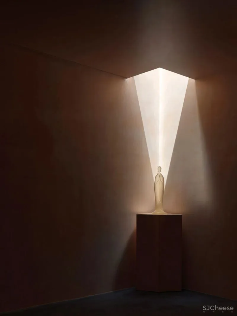 Team BLDG transforms factory bathhouse into skylit art gallery