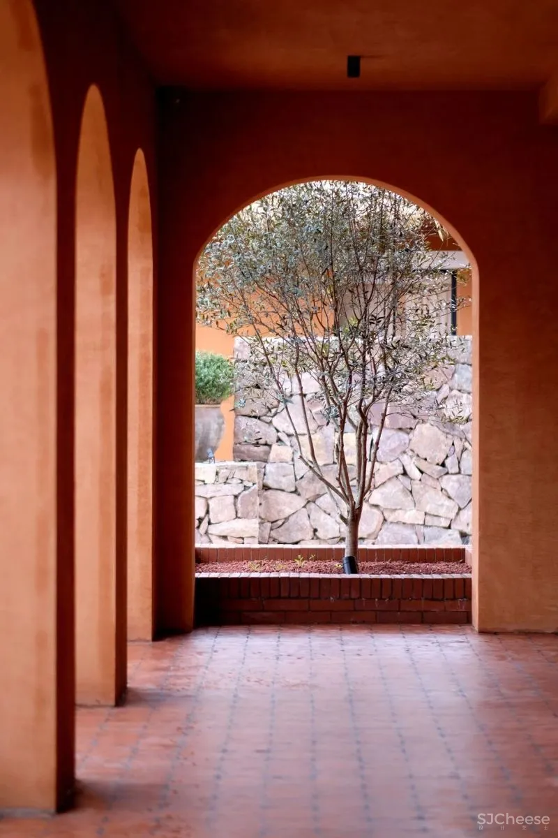 独家首发!江浙沪超野奢摩洛哥风情民宿,面朝湖泊坐拥田园,开业就吸引爆火综艺来录制!