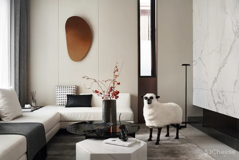 LESTYLE 乐尚设计:254㎡艺术住宅,家的鎏金光影!