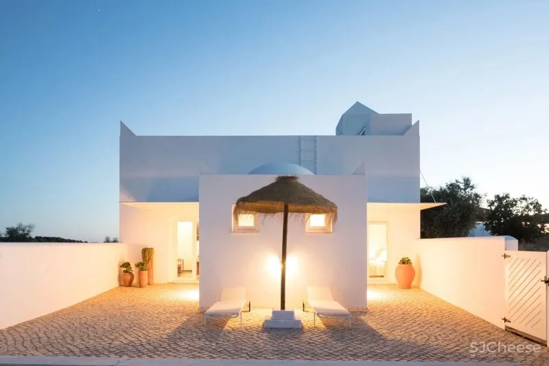 爱马仕主管开的民宿, 极简主义才有的高级