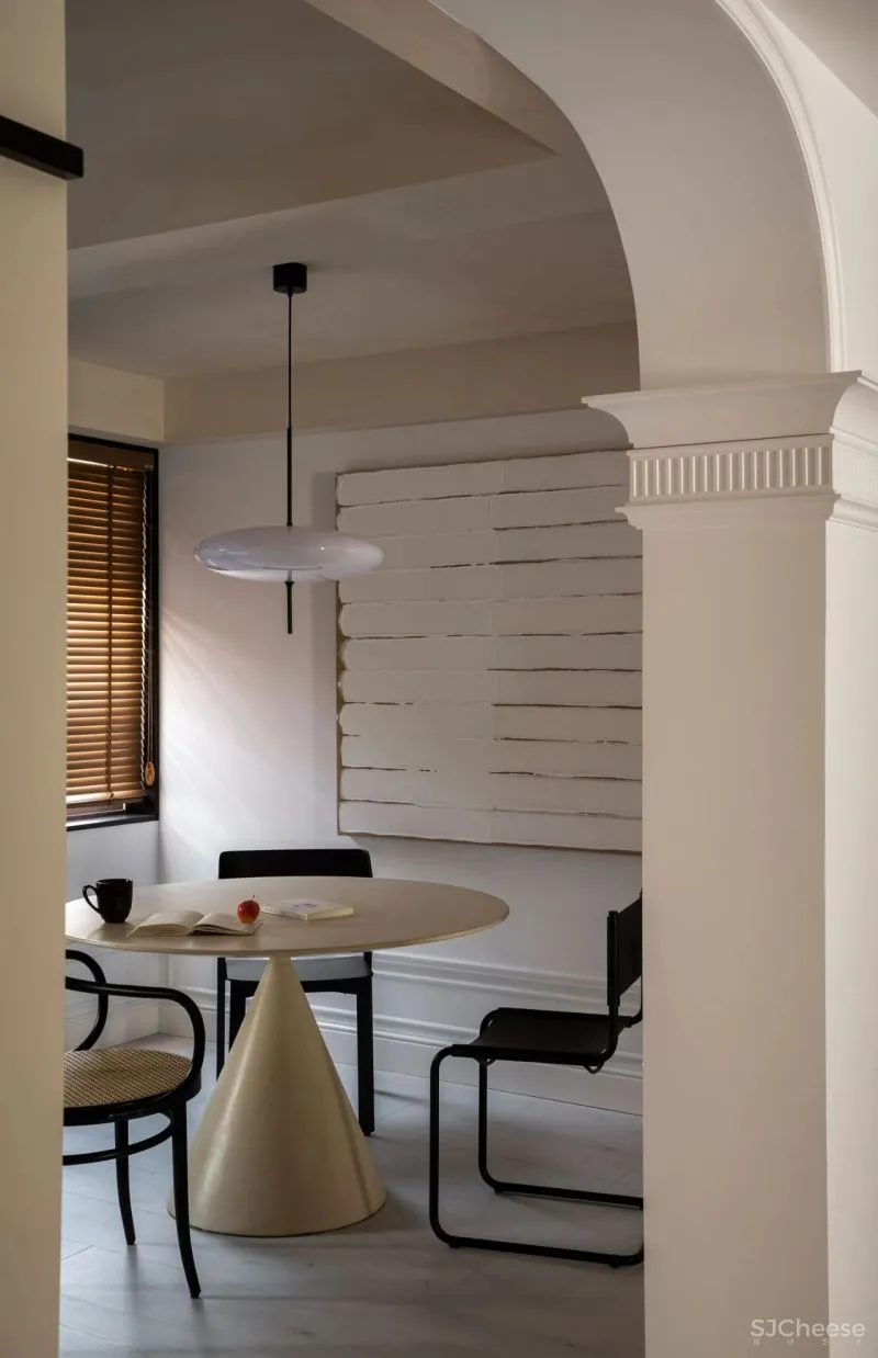 160㎡老房重装,不动硬装也能出彩