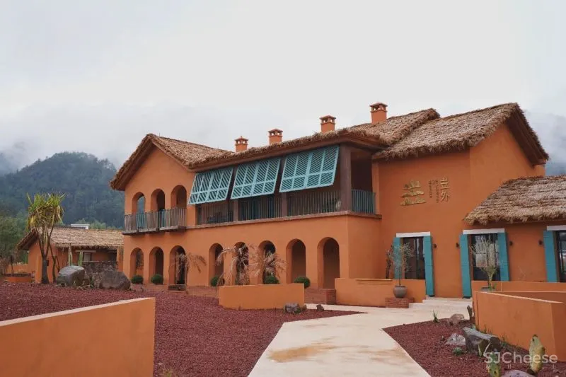 独家首发!江浙沪超野奢摩洛哥风情民宿,面朝湖泊坐拥田园,开业就吸引爆火综艺来录制!