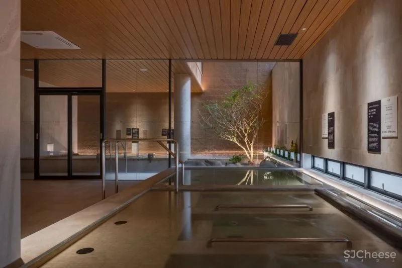 曼谷极简主义的日本美学设计闹市温泉