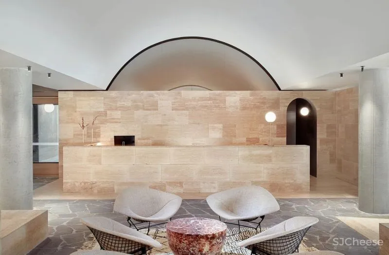 这栋房子的屋顶花园,设计得太美了