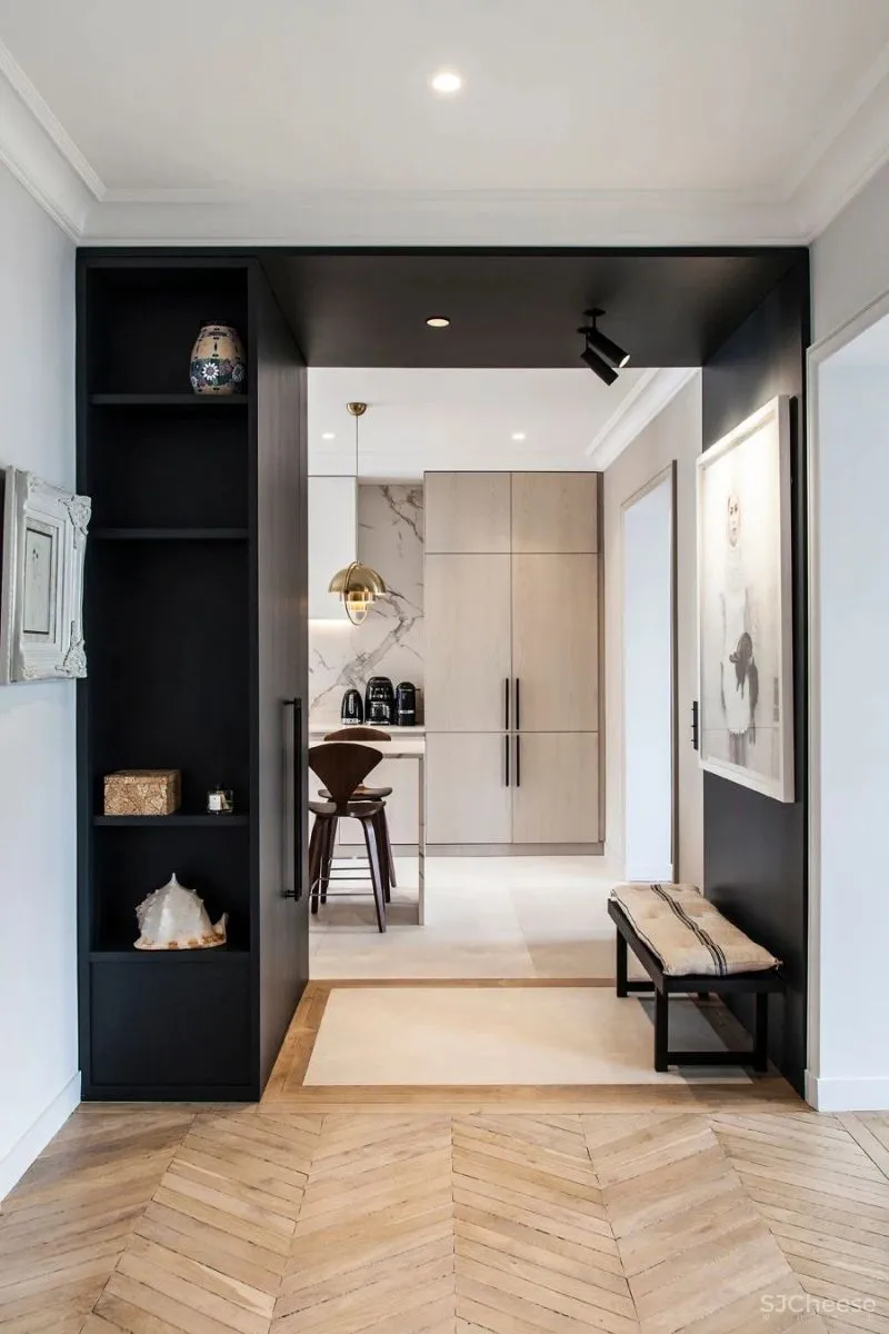 鲜明色彩对比,演绎全新法式空间