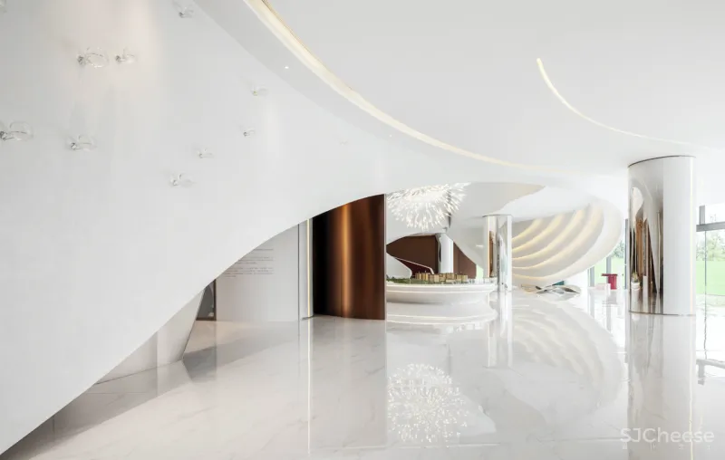 刘荣禄新作|生活艺术馆 「穿行宇宙的星际航母」