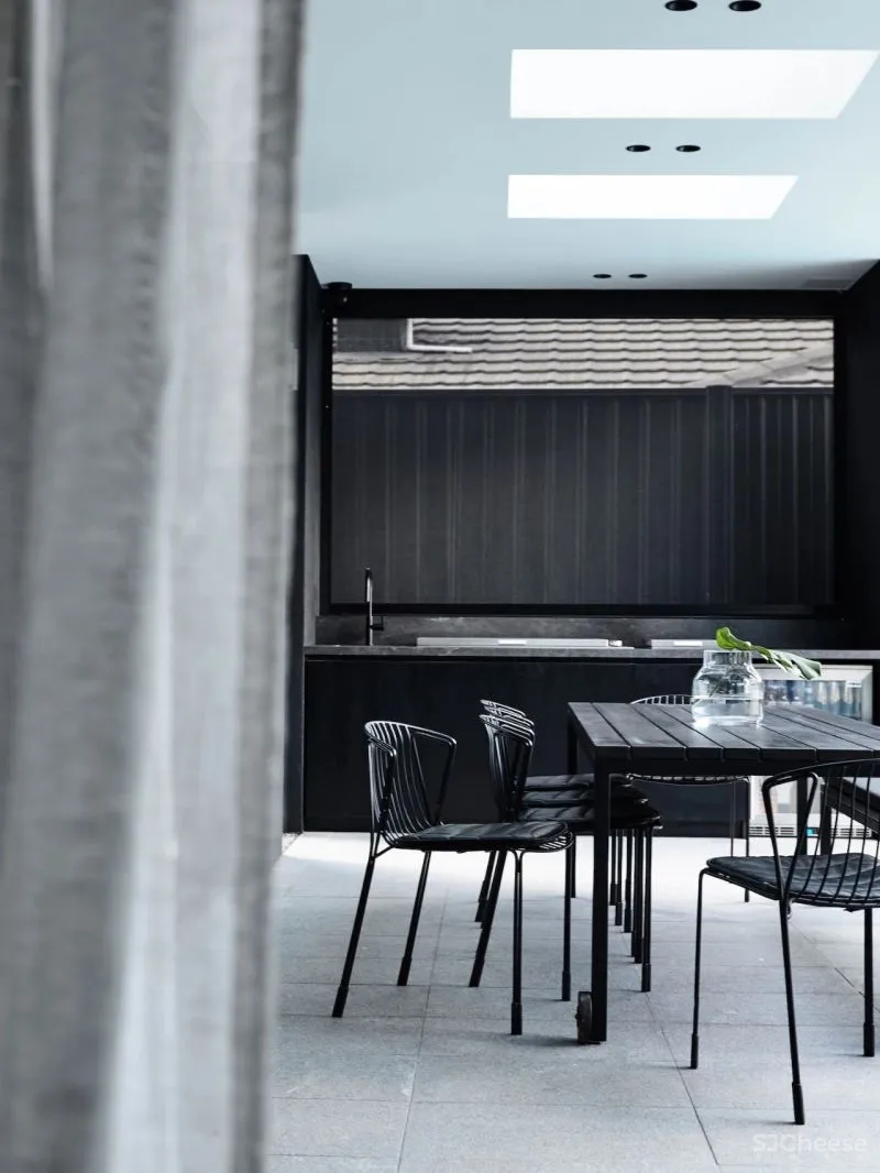 黑与白,宁静简约之居