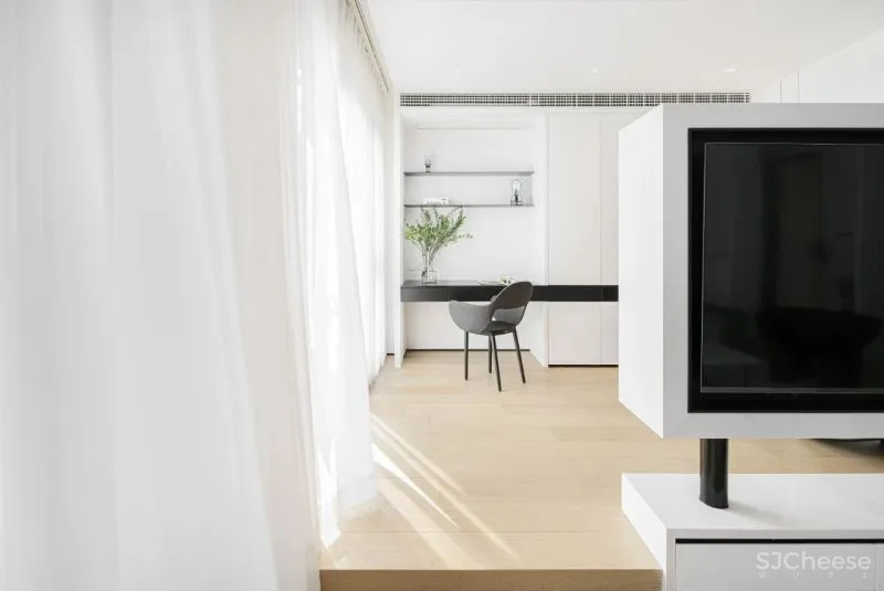 130㎡纯白居所，温度正好的理性极简