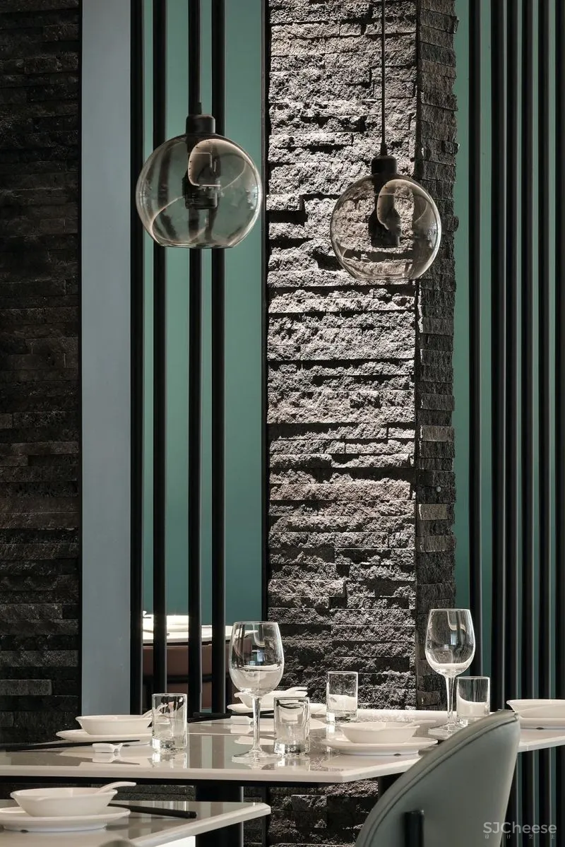 马艾洋 不一样的川菜馆,满满的极简与时尚