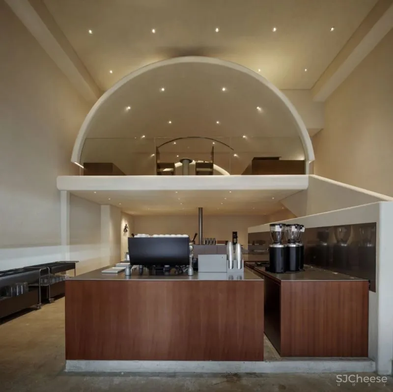 STORY ZOOMCAFE：神性的日常