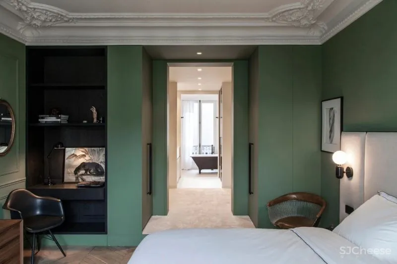 鲜明色彩对比,演绎全新法式空间