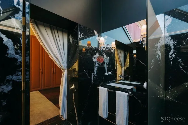 致敬葡萄牙的文学与丰富的复杂性,Torel Palace Hotel