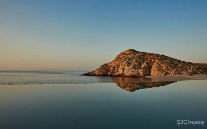 蒙太奇洛斯卡沃斯酒店