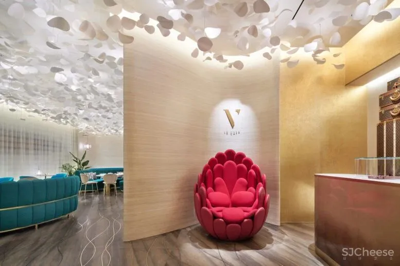 LV东京银座新店开业,御用设计师青木淳的“水光感”立面设计亮了!