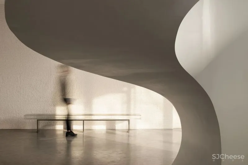 矩陣縱橫新作 温雅时尚 綠城湖畔雲廬 售楼处