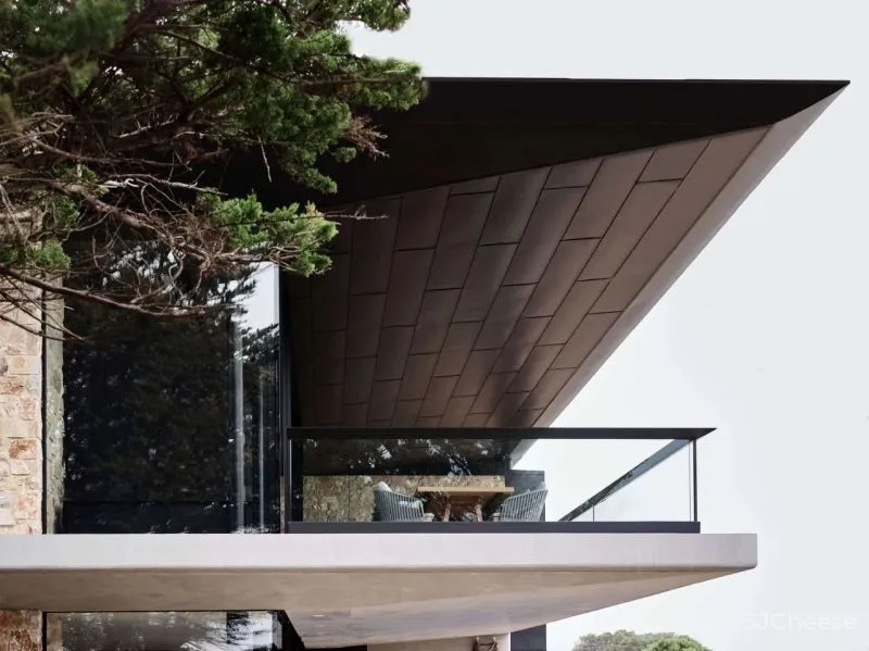 Rob Mills新作,兼具质朴与奢华的海边豪宅设计