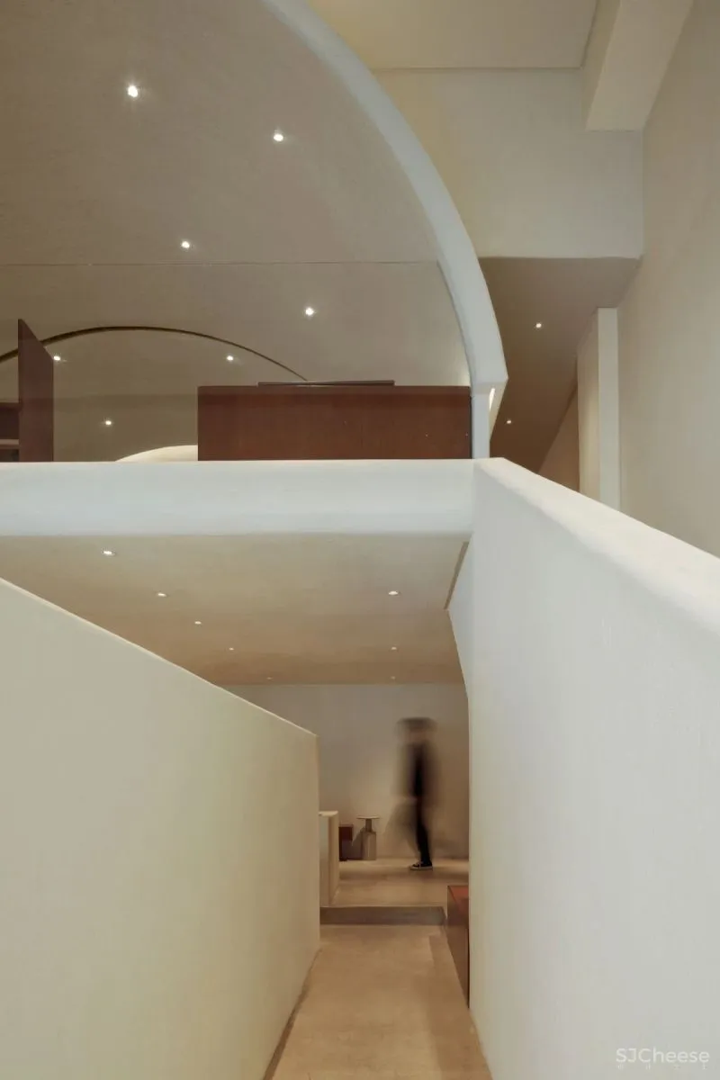 STORY ZOOMCAFE：神性的日常