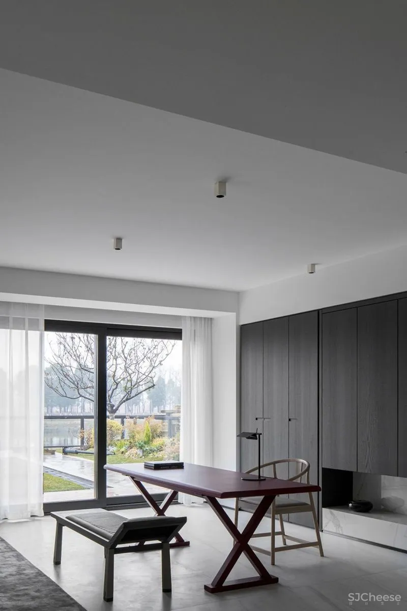 上海亦鉴设计 刘宏 760m² 极简别墅,精神走向自由!