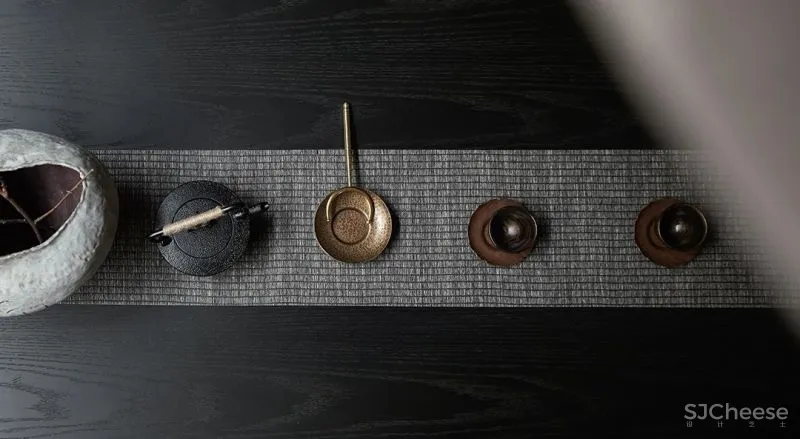 ONE CU壹方设计 成都卓越·晴翠 350㎡气质大宅,麓湖之畔,向心而居