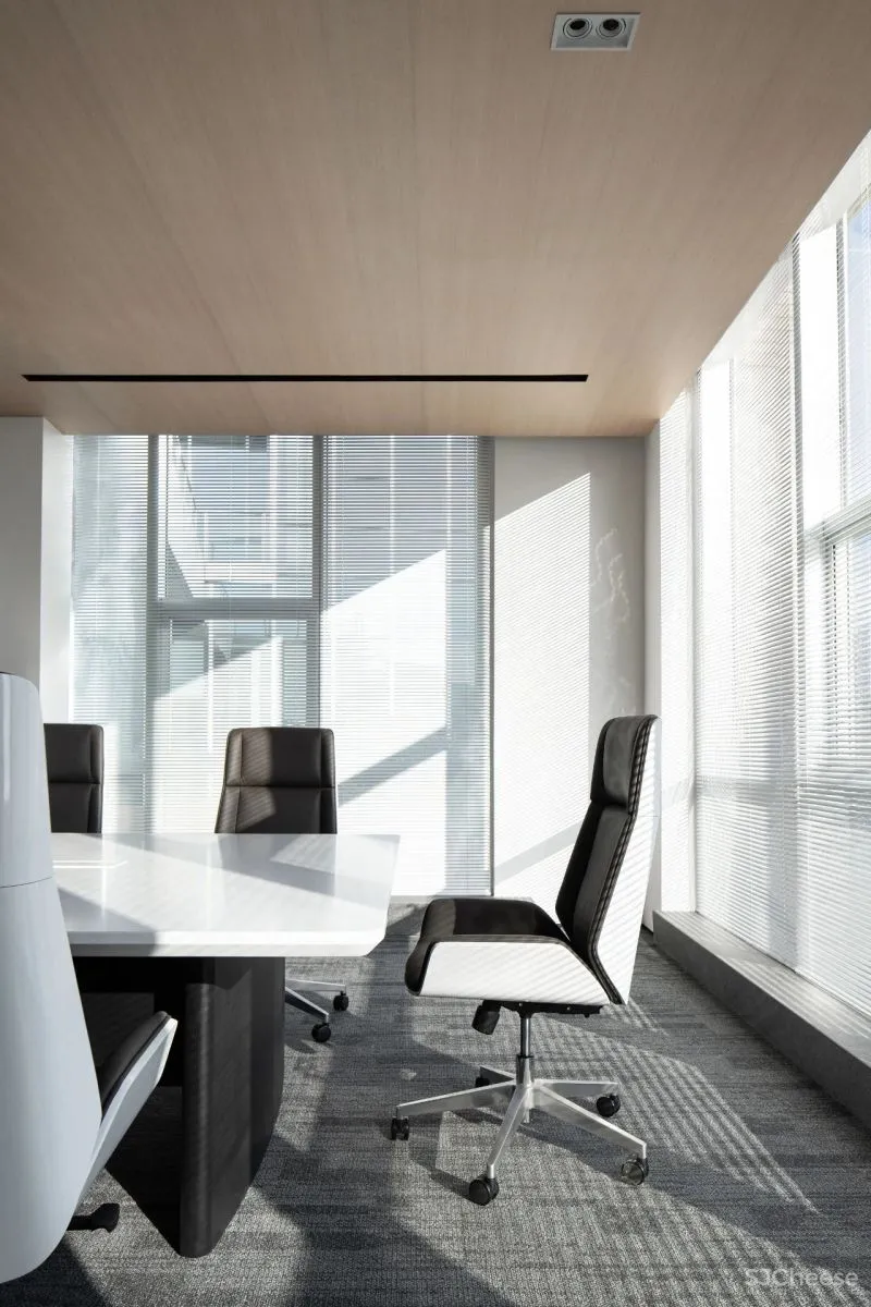 知白设计 × 智见未来办公空间:趣味分割